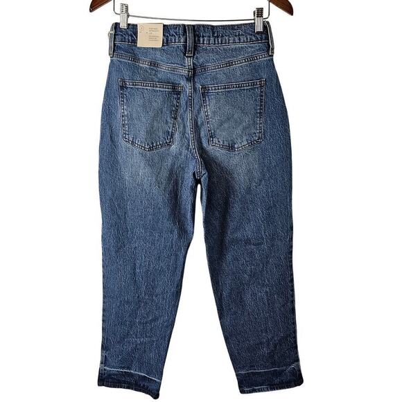 Universal Thread Vintage Straight Jeans Womens Size 2R Medium Wash Denim Retro - Picture 2 of 11